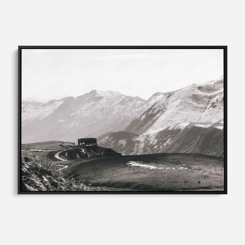 Obraz w ramie 70x50 - Wzgórza w Bieli - górski krajobraz, punkt widokowy - rama czarna