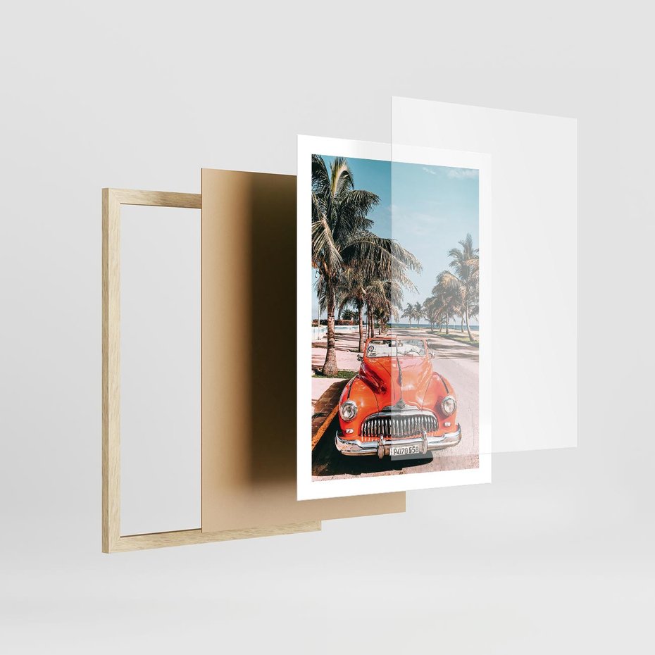 Plakat w ramie 50x70 - Retro Przejażdżka - pomarańczowy retro samochód, kabriolet - rama drewno