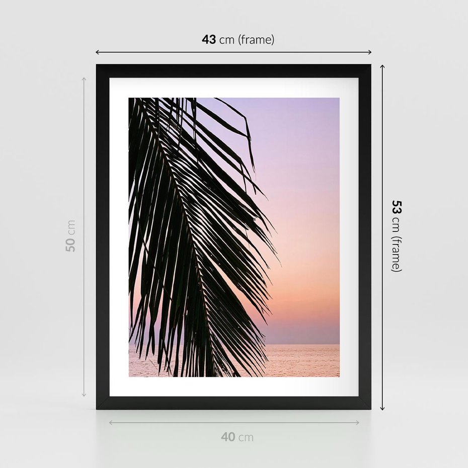 Plakat w ramie 40x50 - Liście Palmy nad Morzem - zachód słońca, liście palmy na tle nieba i morza - rama czarna