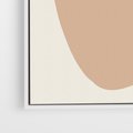 Obraz w ramie 80x120 - Beżowa Synergia - beżowa abstrakcyjna kompozycja, czarny akcent - rama biała