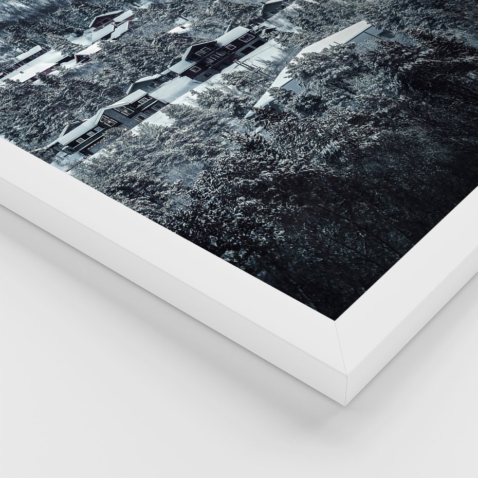 Zestaw obrazy w ramie 50x70 galeria - Norweskie, domki, góry, zima - rama biała