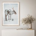 Plakat w ramie 30x40 - Magia Świąt - renifer na śniegu, śnieg - rama drewno