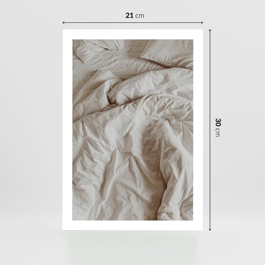 Plakat bez ramy 21x30 - Spokojna Noc - biała pościel, zdjęcie do sypialni