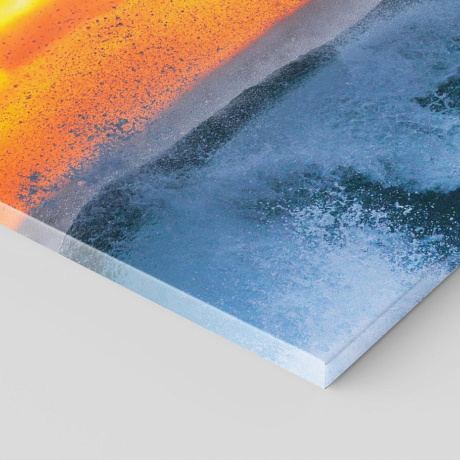 Obraz na płótnie 150x50 - Surfer na falach morza: Spotkanie z wolnością - surfer, surfing