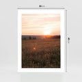 Plakat bez ramy 30x40 - Łąka we Wschodzącym Słońcu: Magia Poranka - łąka, krajobraz