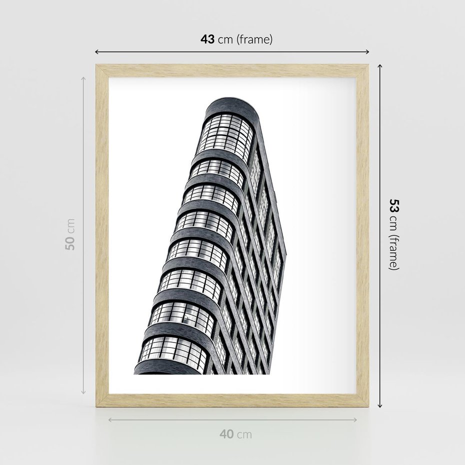 Plakat w ramie 40x50 - Wieżowiec na Monochromatycznym Obrazie - architektura, wieżowiec - rama drewno