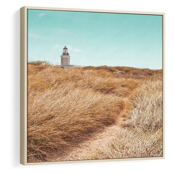 Obraz w ramie 50x50 - Tajemnicza Ścieżka - latarnia morska w oddali, suche trawy - rama drewno