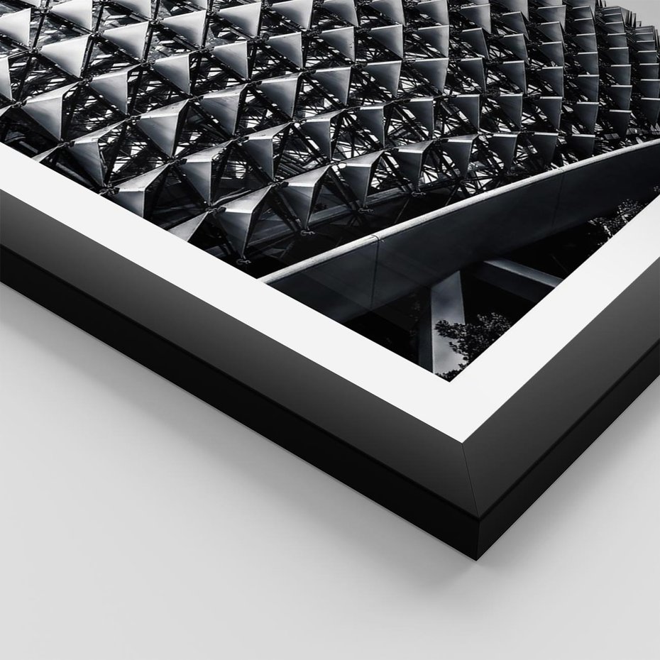 Plakat w ramie 30x40 - Nowoczesność w Czerni i Bieli: Architektoniczna Piękność - nowoczesna architektura, black and white - rama czarna