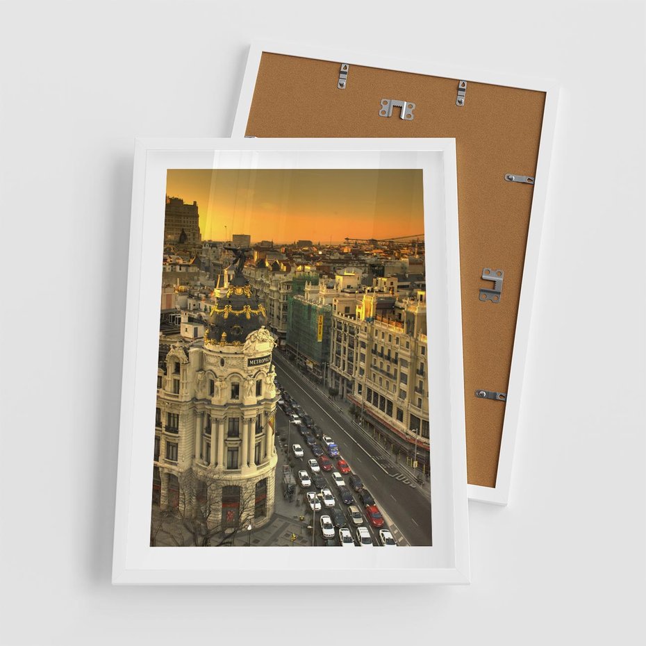 Plakat w ramie 50x70 - Miasto Metropolii - miasto, metropolia - rama biała