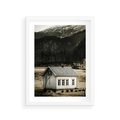 Plakat w ramie 30x40 - Ciepło i Urok Górskiego Domku - domek w górach, sepia - rama biała