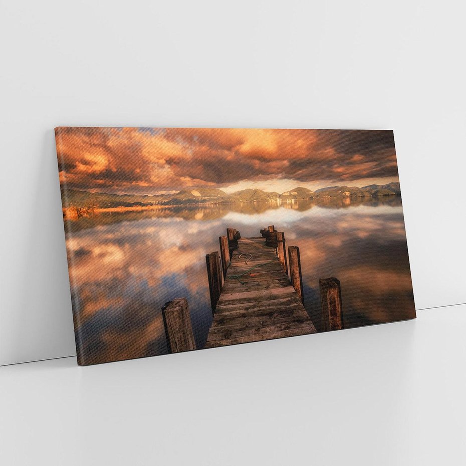 Obraz na płótnie 120x60 - Spacer po molo nad jeziorem - molo, jezioro