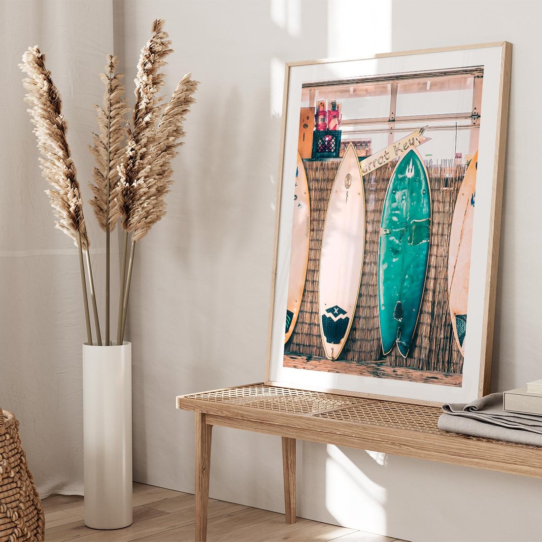 Plakat w ramie 40x50 - Deski Surfingowe w Pionie - deski surfingowe, ustawione pionowo - rama drewno