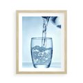 Plakat w ramie 40x50 - Chłodząca szklanka wody - szklanka, wody - rama drewno