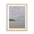 Plakat w ramie 50x70 - Mglista plaża - plaża, mgła - rama drewno
