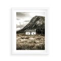 Plakat w ramie 40x50 - Biały Domek w Sepii: Wiejski Urok - domek w górach, kolory sepii - rama biała