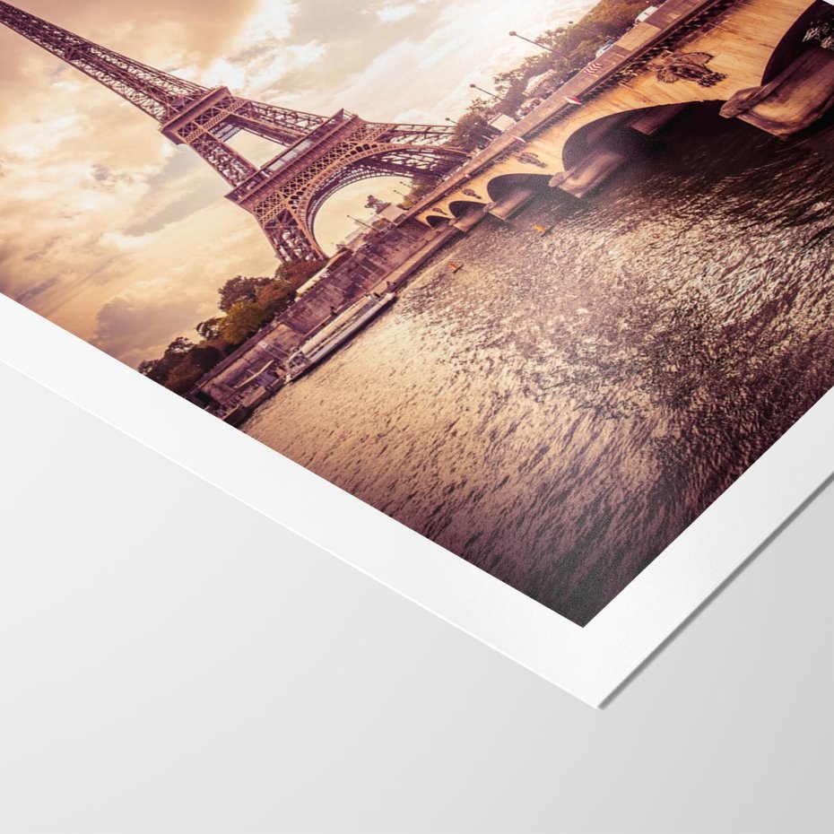 Plakat bez ramy 21x30 - Eiffla: ikona Paryża - Eiffla, Paryż