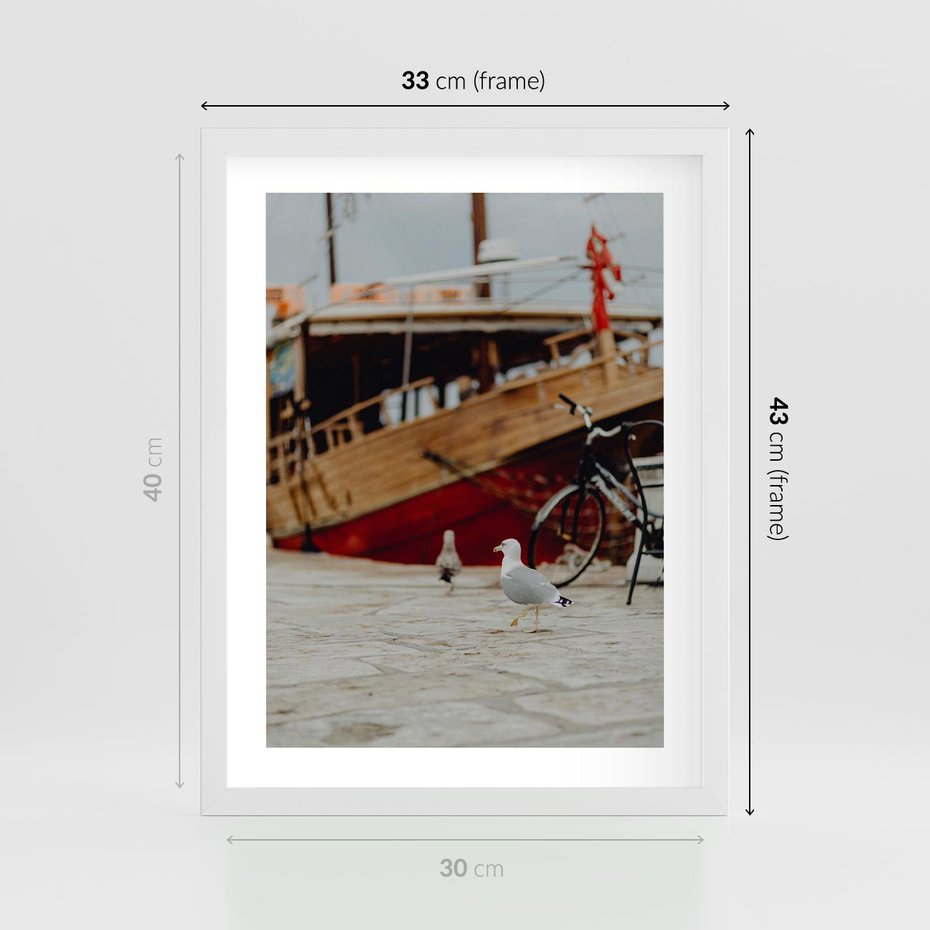 Plakat w ramie 30x40 - Przygoda na Horyzoncie - port, statek - rama biała