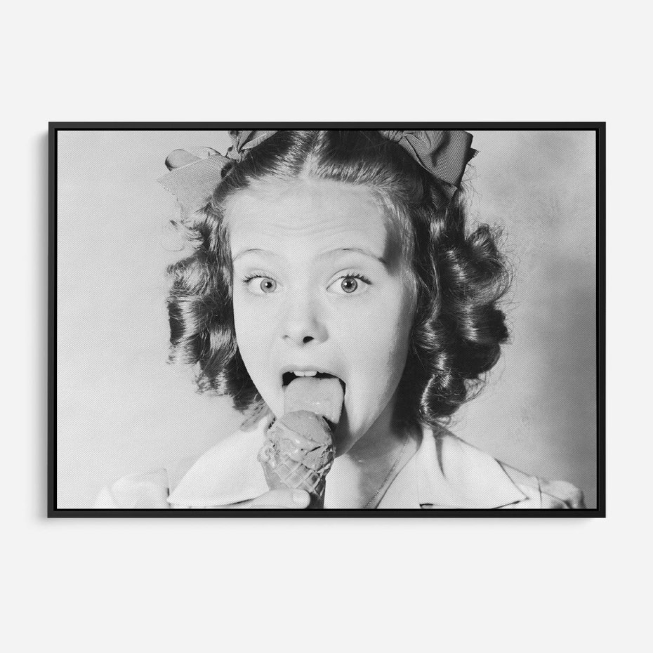 Obraz w ramie 100x70 - Pyszny Deser - retro zdjęcie, czarno białe - rama czarna