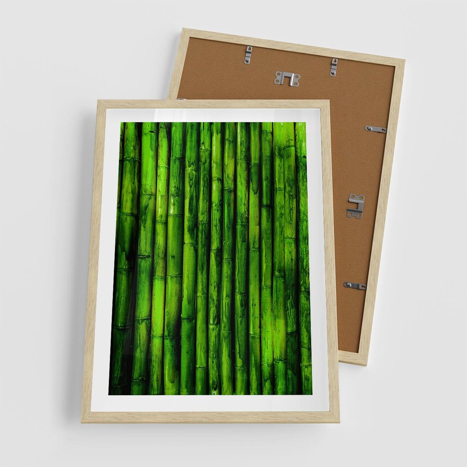 Plakat w ramie 50x70 - Bambusowy urok zielonej harmonii - bambus, zieleń - rama drewno