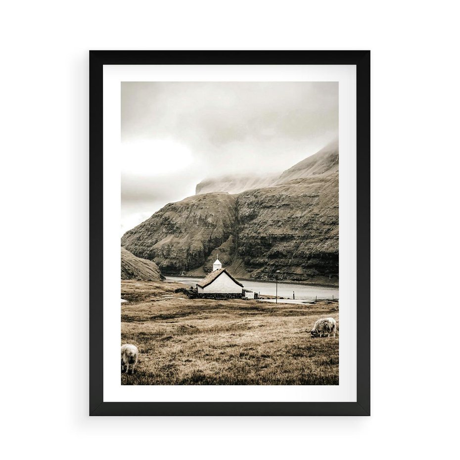 Plakat w ramie 50x70 - Kościół na Wzgórzu: Sepia Nostalgii - kościół w górach, na wzgórzu - rama czarna