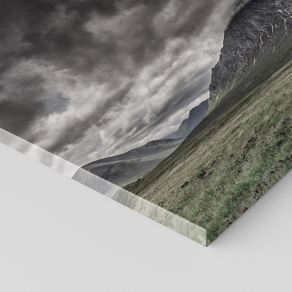 Obraz na płótnie 30x30 - Górska majestatyczność - góry, krajobraz