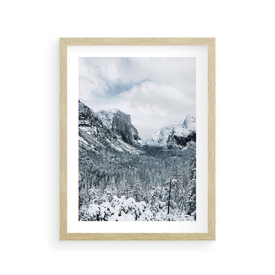 Plakat w ramie 30x40 - Góry Śnieżnej Krainy - góry, szczyty - rama drewno