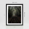 Plakat w ramie 40x50 - Urok Drogi - las, droga - rama czarna