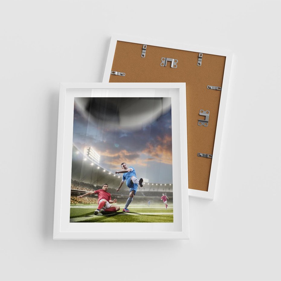 Plakat w ramie 40x50 - Ekscytacja Sportowego Świata - gol, mecz - rama biała