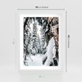 Plakat w ramie 30x40 - Drzewa pod Śniegiem - zima las, drzewa pod śniegiem - rama biała