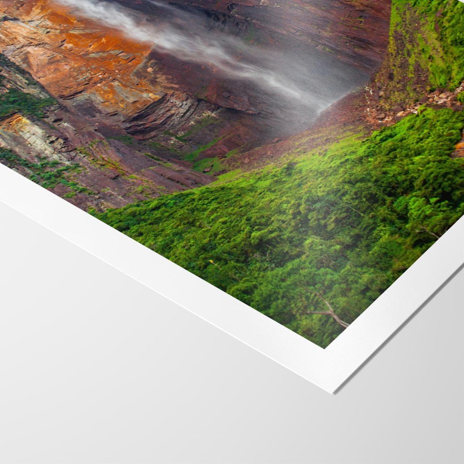 Plakat bez ramy 50x70 - Górska siła wodospadów - wodospad, góra