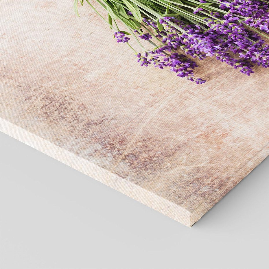 Obraz na płótnie 70x100 - Romantyczny urok - lawenda, bukiet