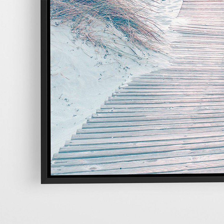 Obraz w ramie 50x70 - Magia Zachodu Słońca - fotografia, stonowane kolory - rama czarna