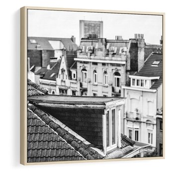 Obraz w ramie 80x80 - Miasto w Retro Odsłonie - fotografia czarno biała, ujęcie na dachy wielkiego miasta - rama drewno