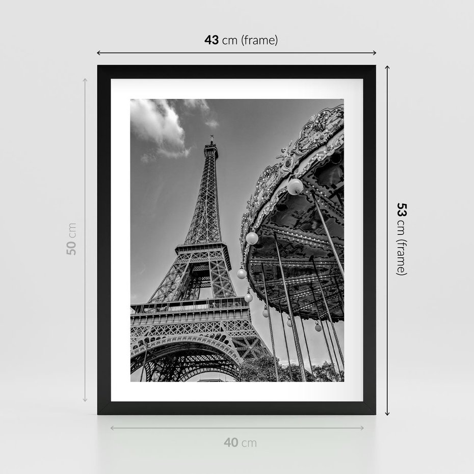 Plakat w ramie 40x50 - Zabawa w Paryżu - czarno białe zdjecie, wieża eiffla - rama czarna