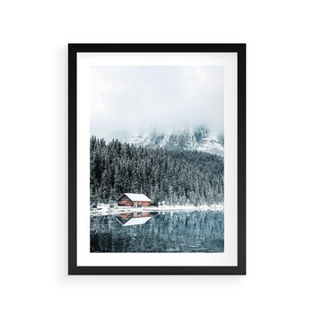 Plakat w ramie 40x50 - Biały Domek - domek w górach, zima - rama czarna