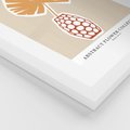Plakat w ramie 50x70 - Kwiatowa Kreatywność - tropikalny liść w wazonie, typografia - rama biała