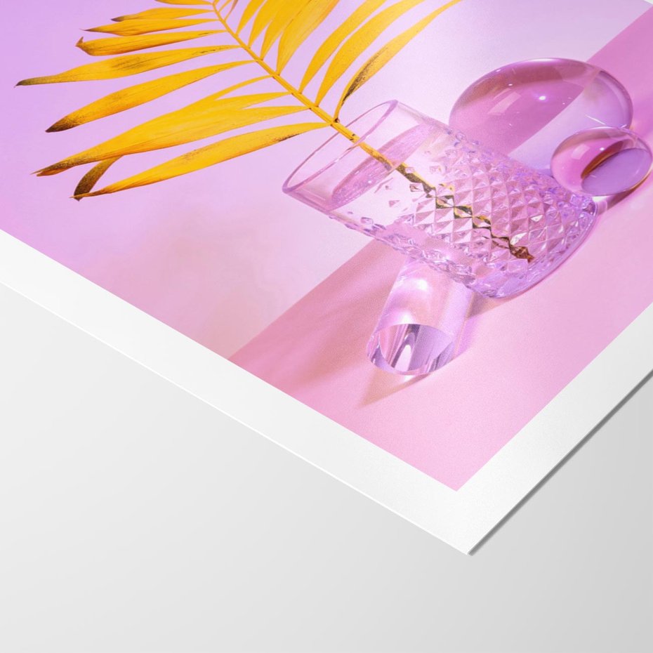 Plakat bez ramy 21x30 - Neonowy Liść Palmy na Fotografii - neonowa fotografia, liść palmy w szklance