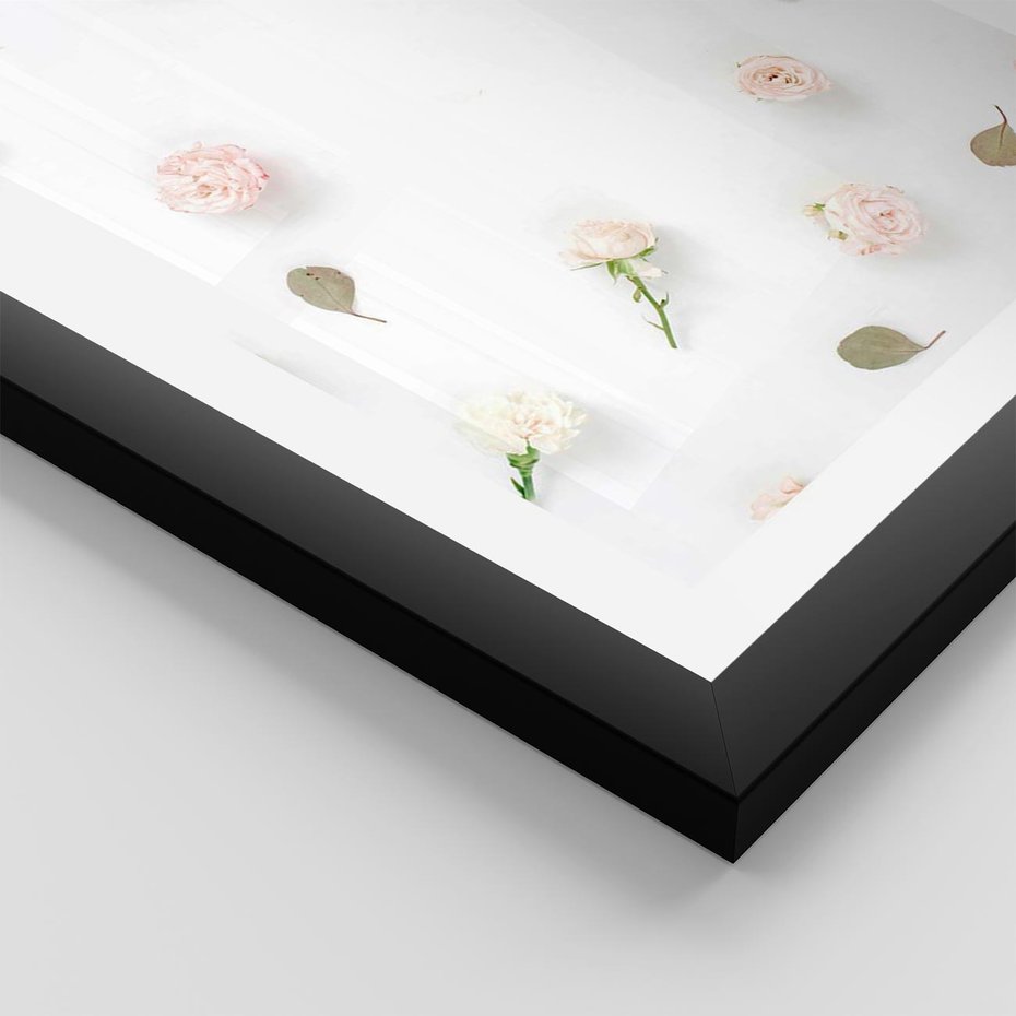 Plakat w ramie 30x40 - Romantyczna Kompozycja z Różami - kompozycja kwiatowa, róże - rama czarna