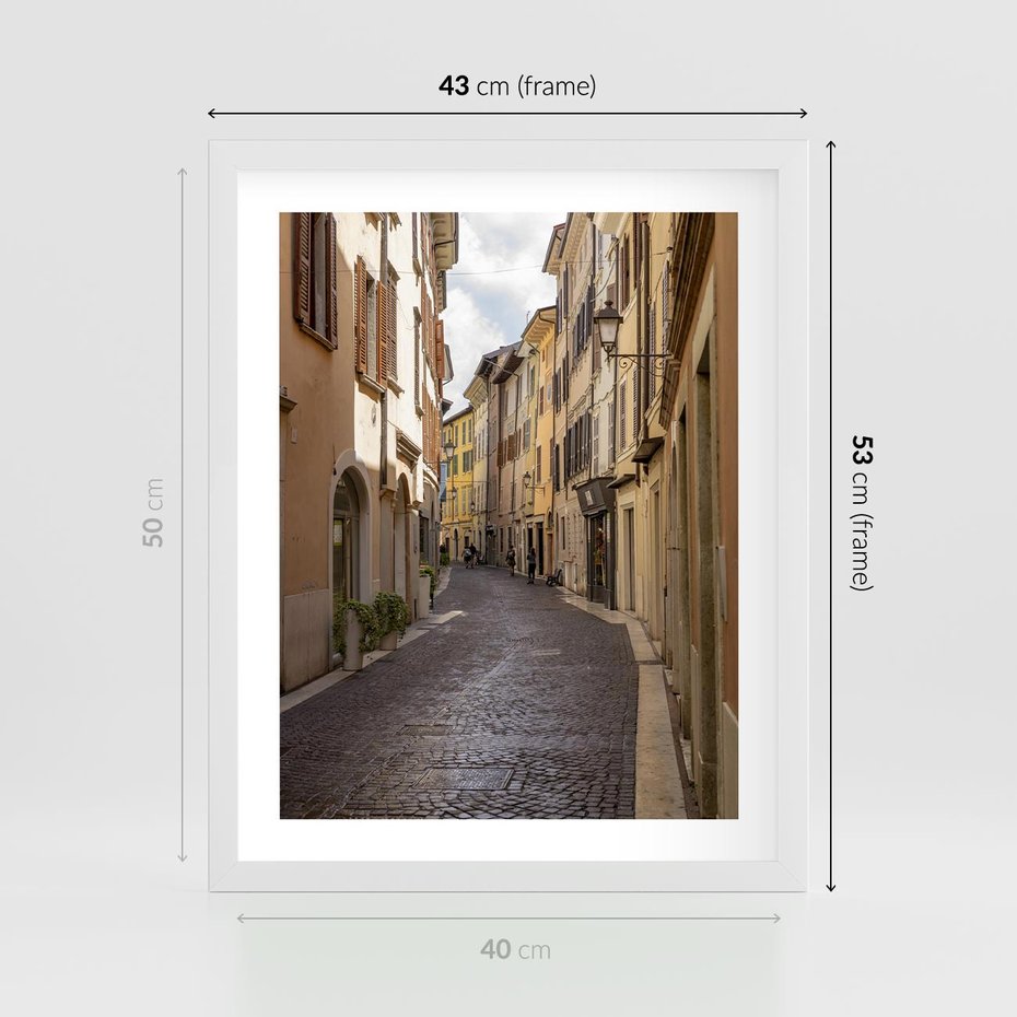 Plakat w ramie 40x50 - Magiczne widoki - uliczka, perspektywa - rama biała
