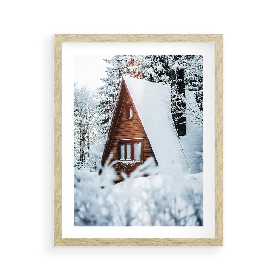Plakat w ramie 40x50 - Zimowe Ustronie w Lesie - domek w lesie, zimowy las - rama drewno