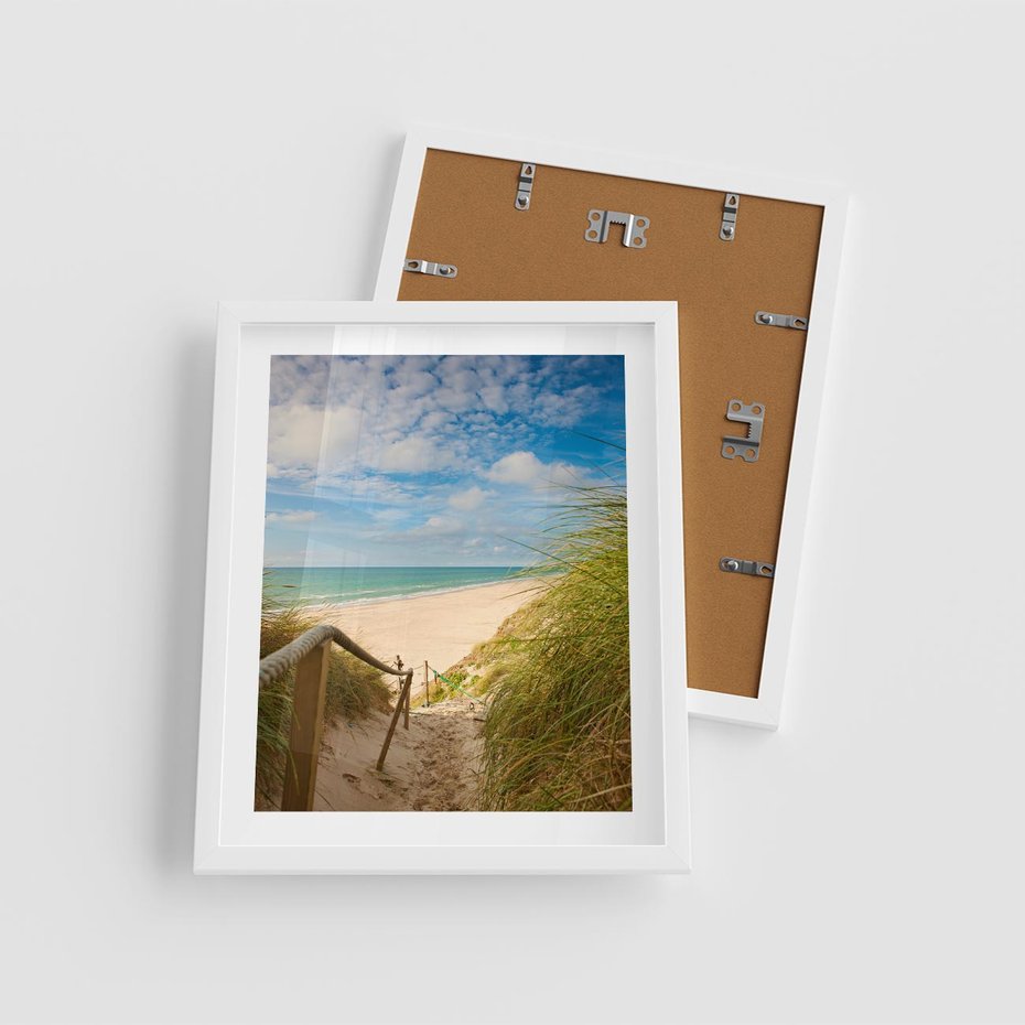 Plakat w ramie 40x50 - Spokojna plaża nad Bałtykiem - plaża, Bałtyk - rama biała