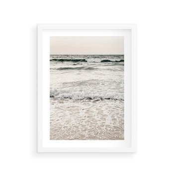 Plakat w ramie 50x70 - Szarość Morza - morze, fale - rama biała