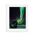 Plakat w ramie 40x50 - Zorza polarna w tajemniczej nocnej przestrzeni - zorza, polarna - rama biała