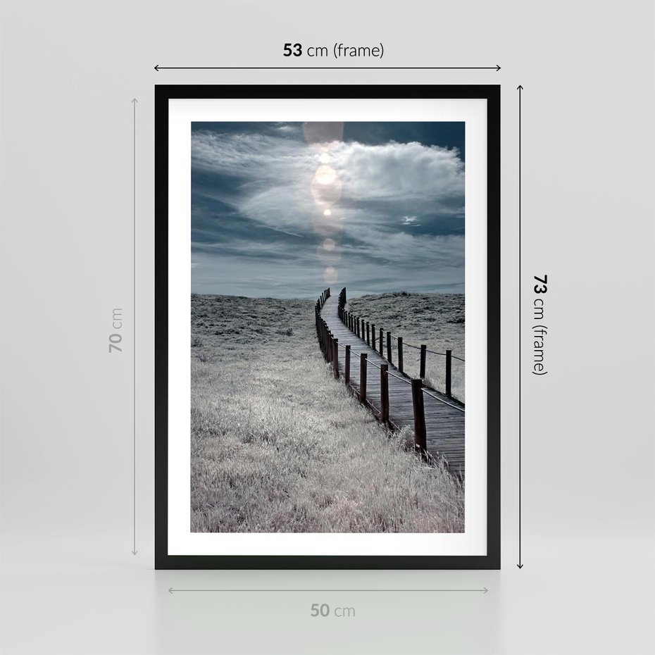 Plakat w ramie 50x70 - Burzowy pomost na plaży - plaża, pomost - rama czarna