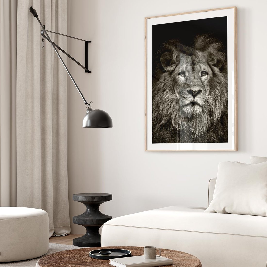 Plakat w ramie 40x50 - Moc lewego spojrzenia - lew, czarno - rama drewno