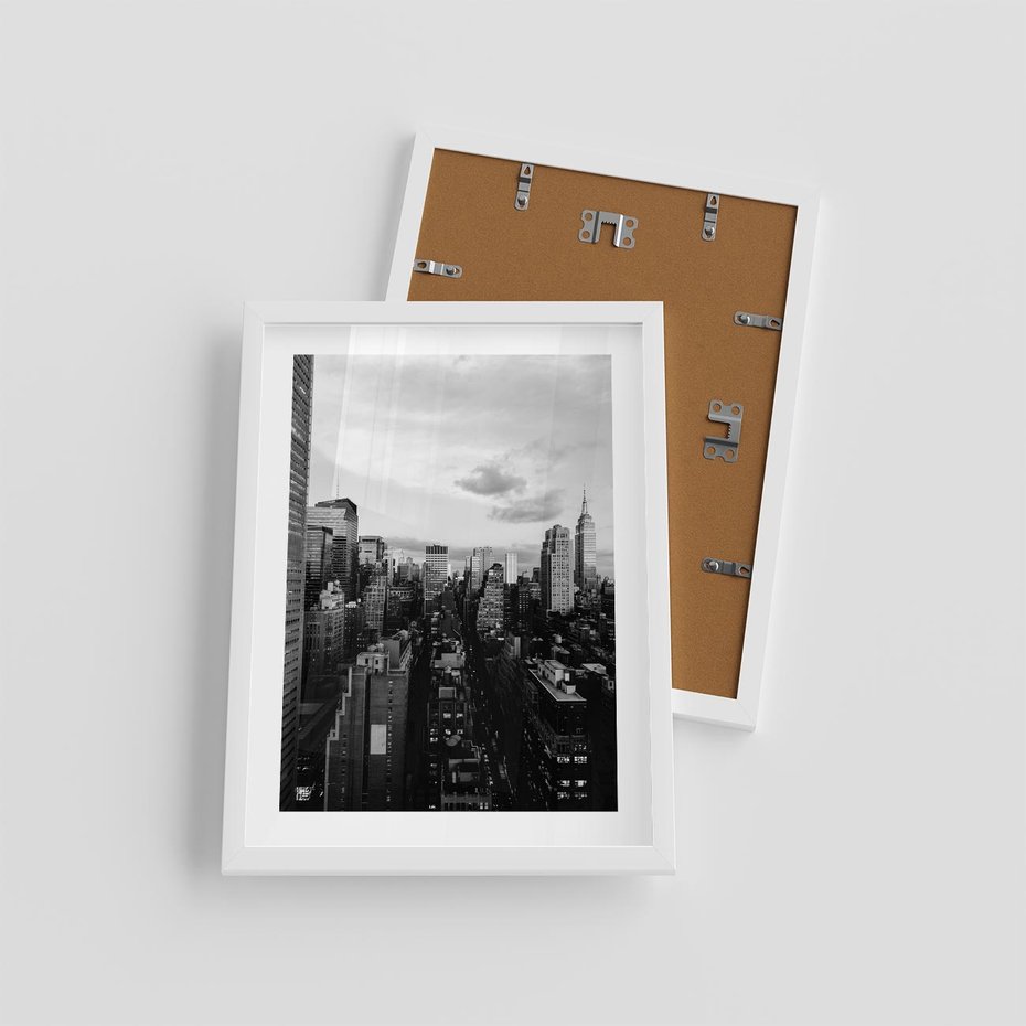 Plakat w ramie 30x40 - Wibracje Miejskiego Życia - miasto, wieżowce - rama biała