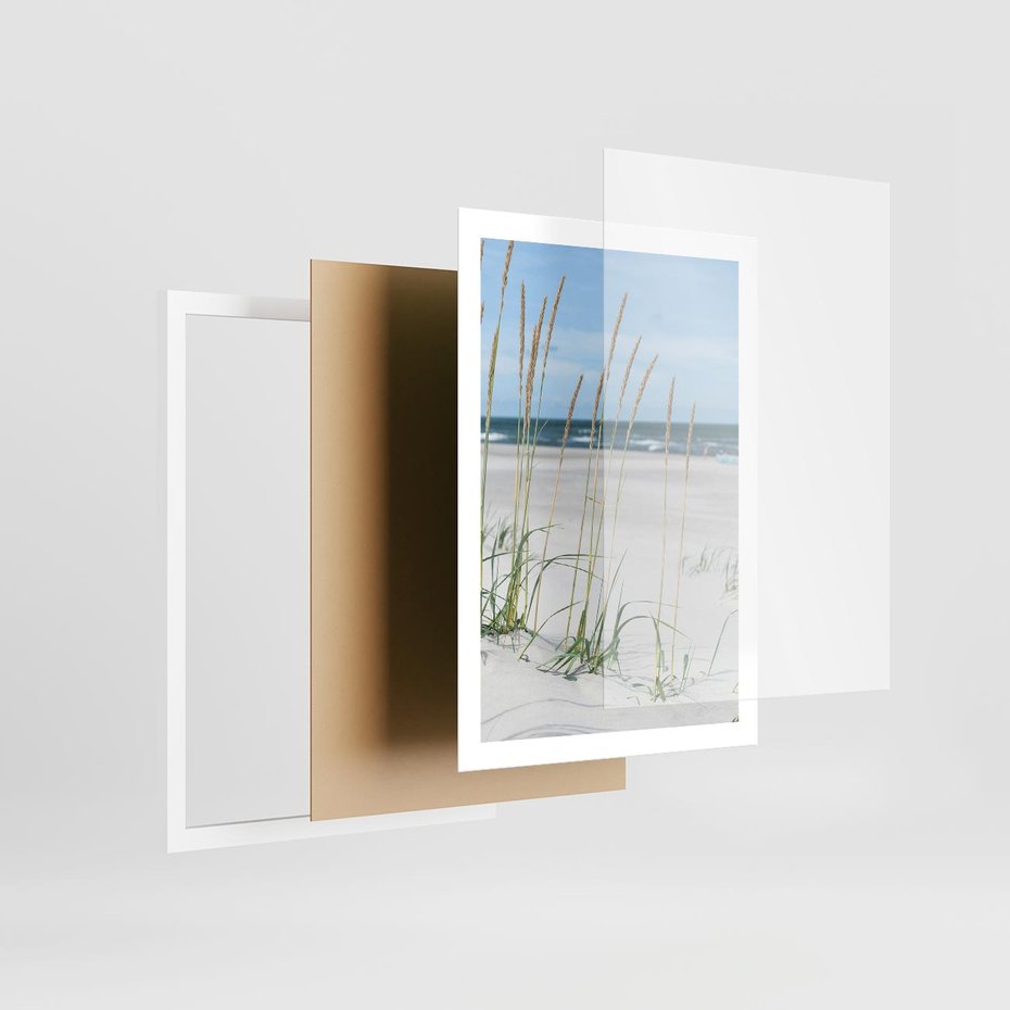 Plakat w ramie 50x70 - Przytulna Śródziemnomorska Trawa - plaża, trawy - rama biała