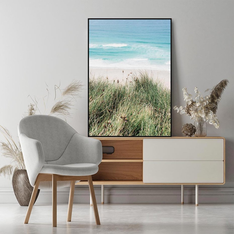 Obraz w ramie 70x100 - Harmonia Natury - widok z wydm, wydmy porośnięte trawami - rama czarna