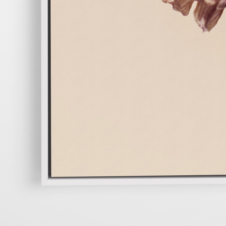 Obraz w ramie 80x120 - Delikatne piękno - suche, kwiaty - rama biała