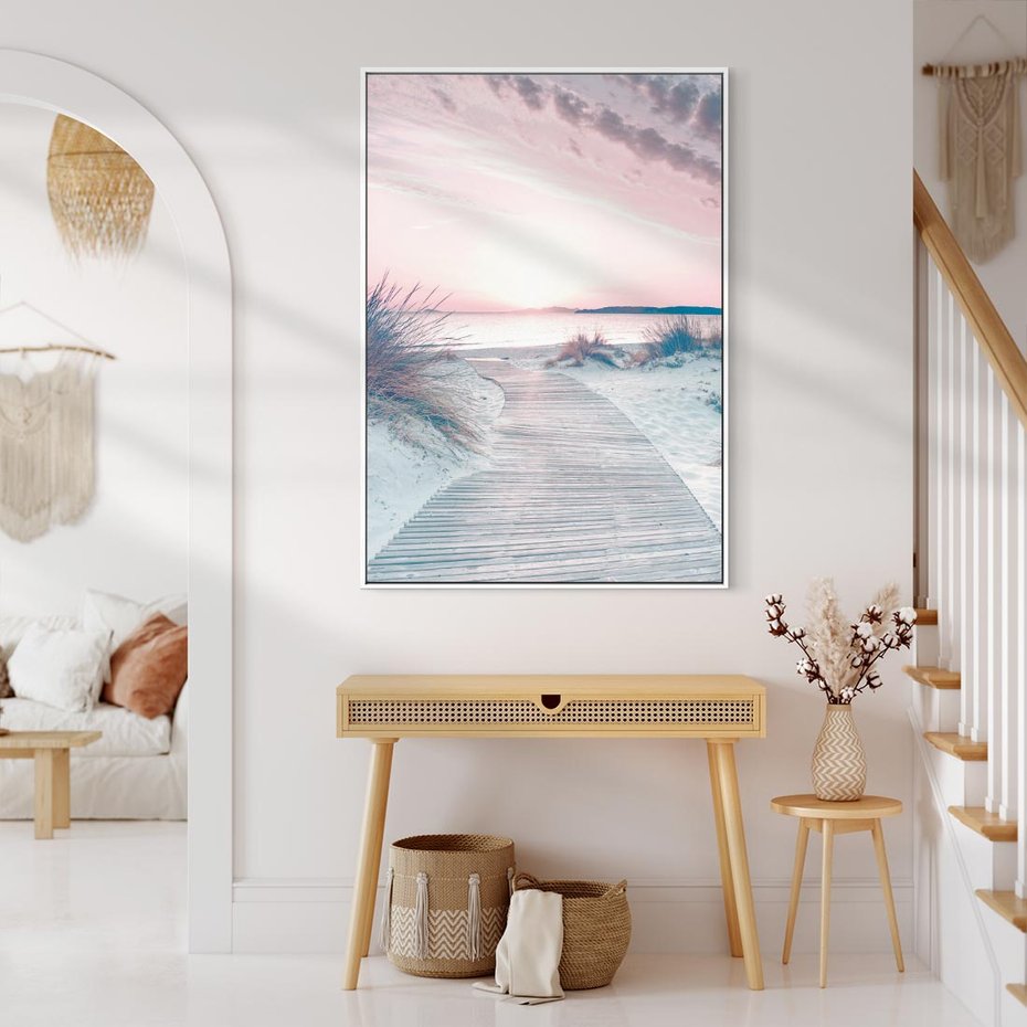 Obraz w ramie 70x100 - Magia Zachodu Słońca - fotografia, stonowane kolory - rama biała